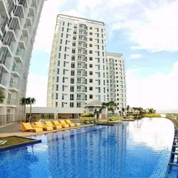 Mactan Newtown Condo With Pool Access Lapu-Lapu City Exterior foto